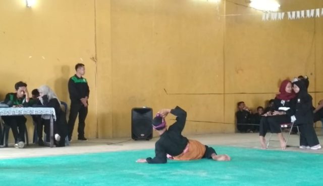Pencak silat desa gondoriiyo Pencak silat desa Gondoriyo