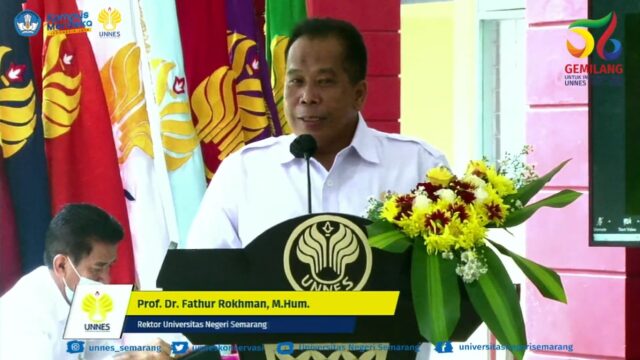 Upacara Pembukaan Dies Natalis ke-56 UNNES Upacara Pembukaan Dies Natalis ke-56 UNNES