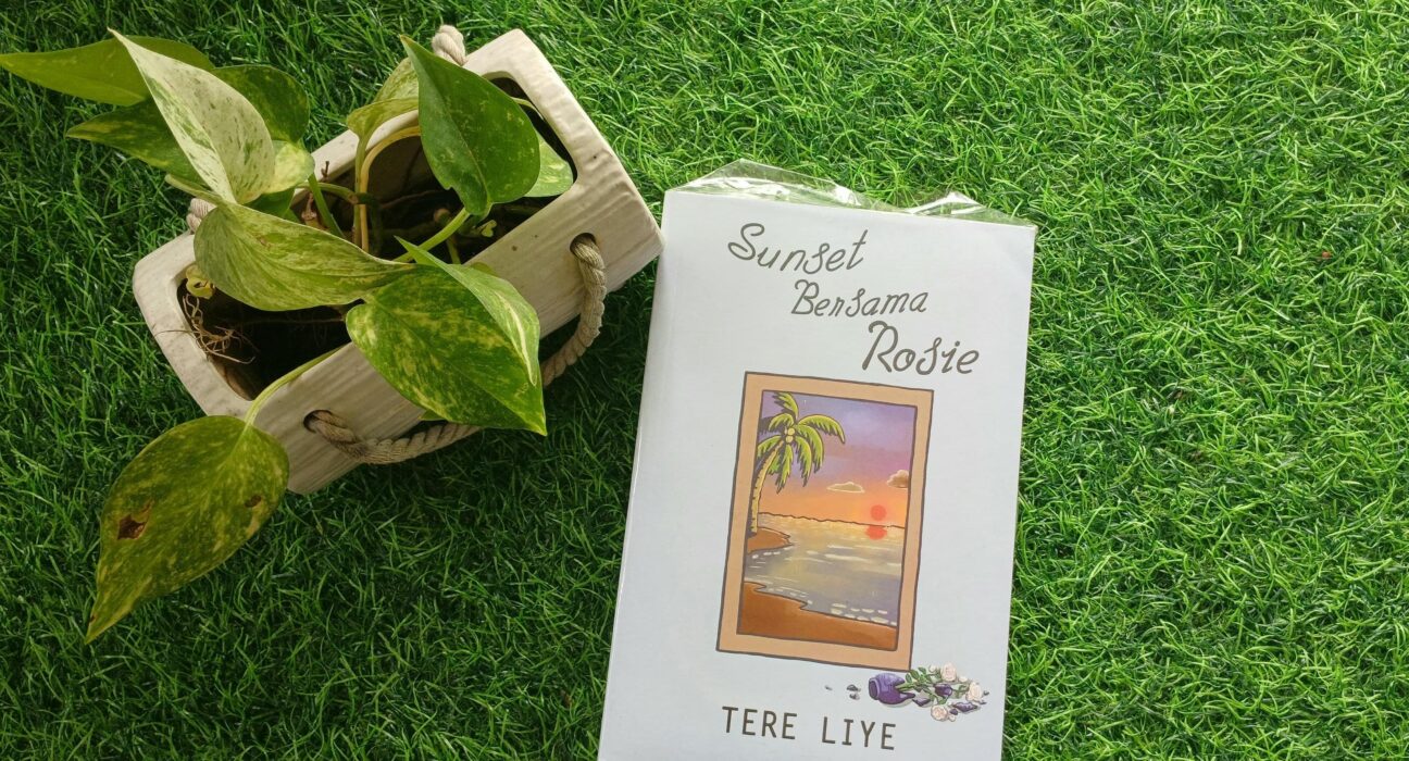 Sampul Sunset Bersama Rosie [Afifah]