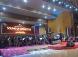 Puncak pertunjukkan orkestra yang dimainkan oleh mahasiswa Unnes, Selasa (25/02/2025) [Haidar Ali/Magang BP2M].