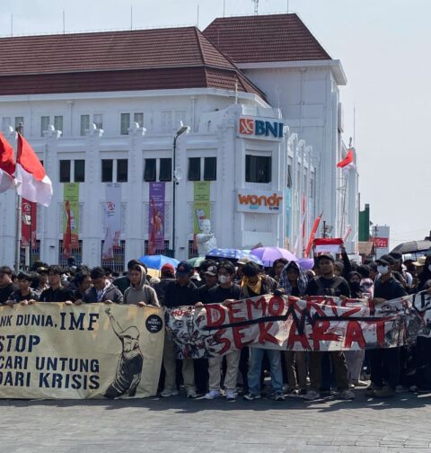 Aksi Mahasiswa Yogyakarta Menuntut Transparansi dan Keadilan kepada Pemerintah Daerah Yogyakarta (02/02/2025) [Kontributor/Nashrul]