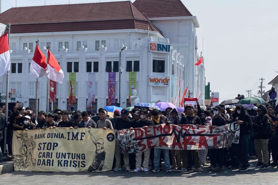 Aksi Mahasiswa Yogyakarta Menuntut Transparansi dan Keadilan kepada Pemerintah Daerah Yogyakarta (02/02/2025) [Kontributor/Nashrul]