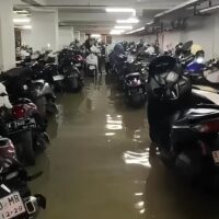 Kondisi Basement Usai Banjir Melanda Fakultas Ekonomika dan Bisnis, Senin (10/03/2024) [Zahwa Zahira/Magang BP2M]