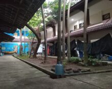 Sudut gedung UKM dari lantai bawah. (Jumat, 16 Mei 2025) [Basith/ Magang BP2M]