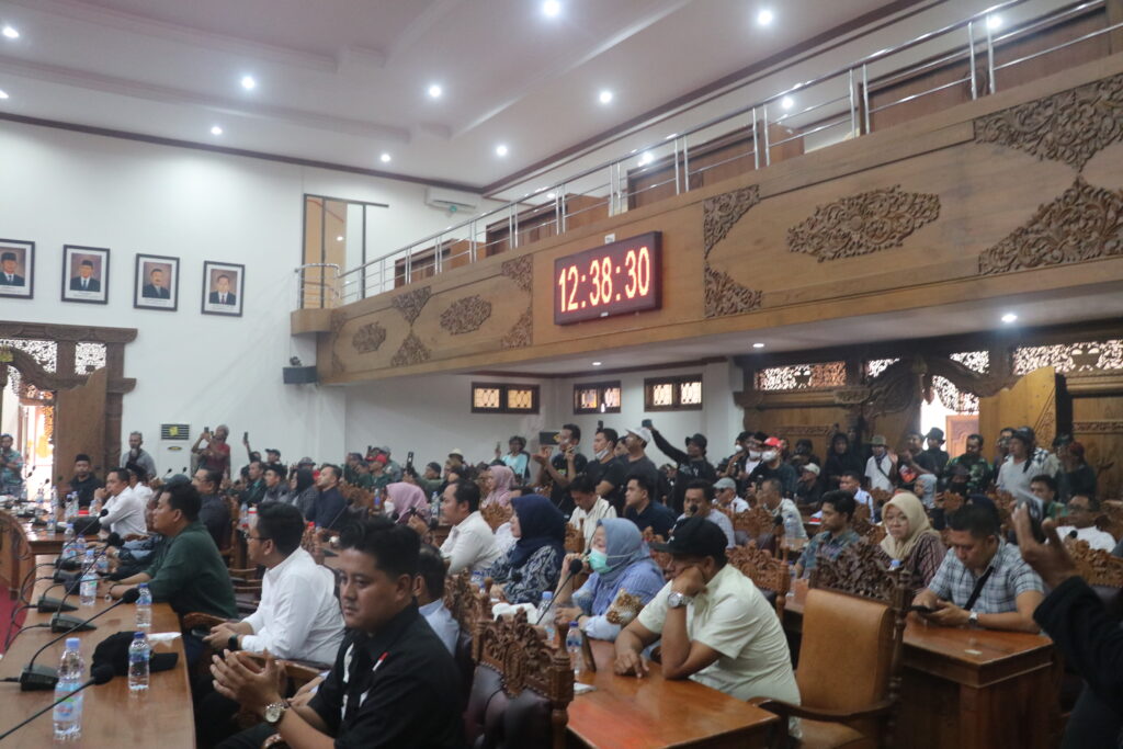 Rapat paripurna DPRD Kabupaten Pati bentuk pansus (Sultan/ BP2M)