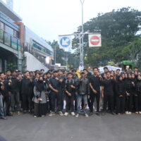 Pernyataan sikap massa Aksi Kamisan dalam rangka menuntut agar diusut tuntas kasus berpulangnya mendiang Iko Juliant Junior pada Kamis, (18/09/2025) [BP2M].