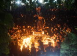 Aksi solidaritas bersama di depan Dekanat FH Unnes (Sultan/BP2M)