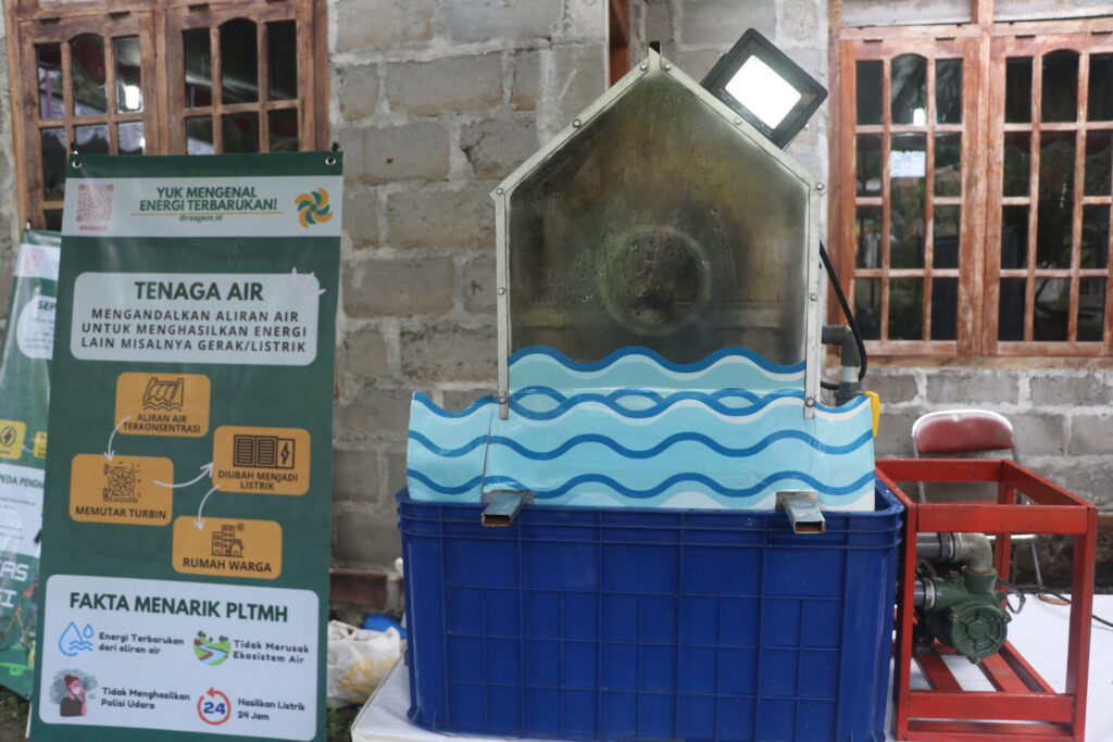 Pameran dari replika PLTMh (Sabtu, 25/10/2025)