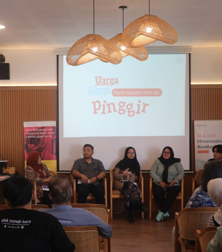 (Para pemateri pada diskusi bertajuk "Meniti Keadilan Iklim Lewat Pinggir pada jum'at, 10/10/2025) [Ansa daniswara/BP2M]