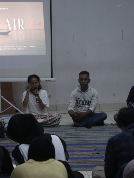 Para narasumber menyampaikan materi pada sesi diskusi bertajuk “Mati Air” pada Senin (24/11/2025) [Sultan/BP2M]