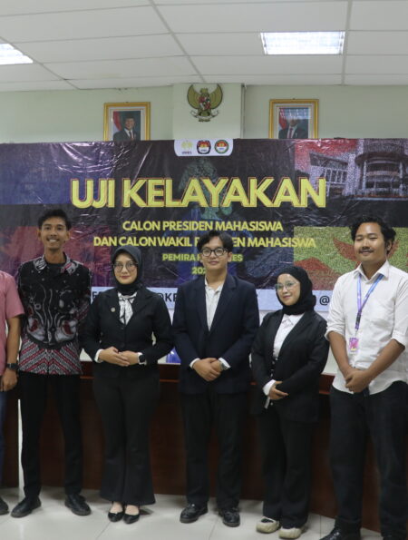 Pasangan calon bersama panelis dan penyelenggara Uji Kelayakan (BP2M) [Minggu, 07/12/2025)