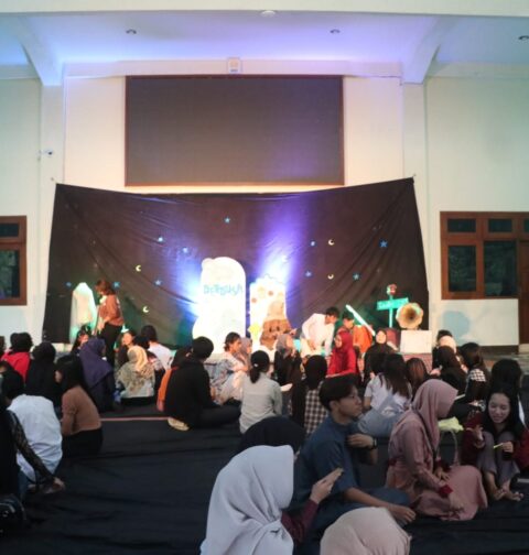 Salah satu bagian diskusi acara dari Berbusa yang di gelar teater ss di auditorium prof. Wuryanto, (Minggu/08/03/2026) [Basith Bp2m]